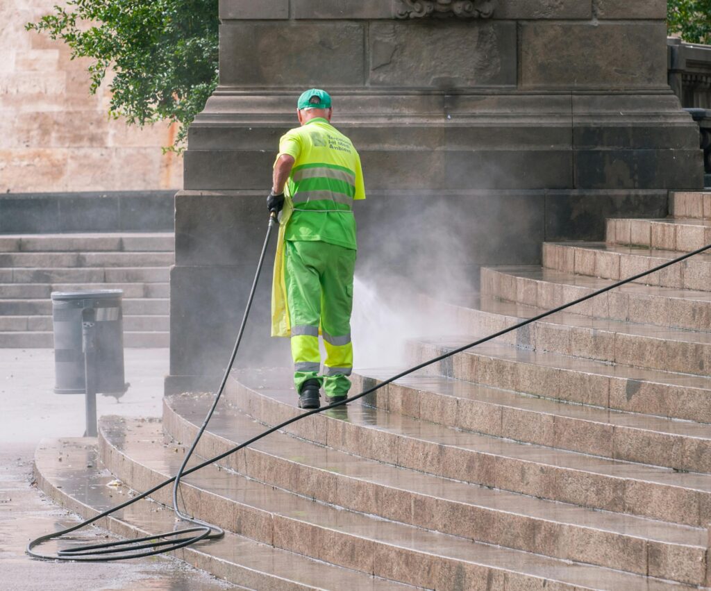 picking a power washing company in bucks county